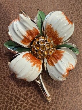 CORO, Unsigned Vintage Enamel & Rhinestone DOGWOOD on Branch Brooch